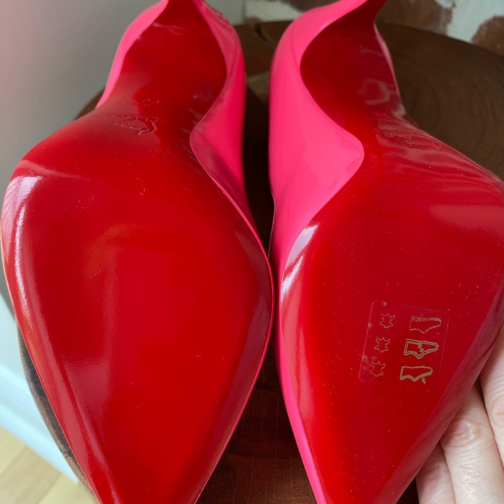 Louboutin Hot Chick pumps, 36 - Picture 5 of 11